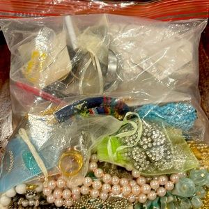 Gallon sized jewelry grab bag